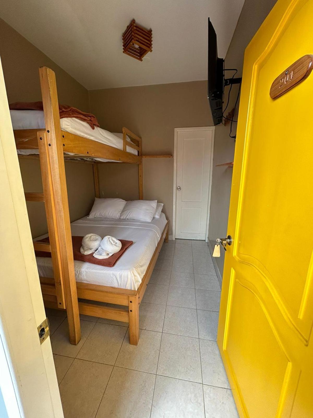 Chescos Hotel Salinas  Eksteriør bilde